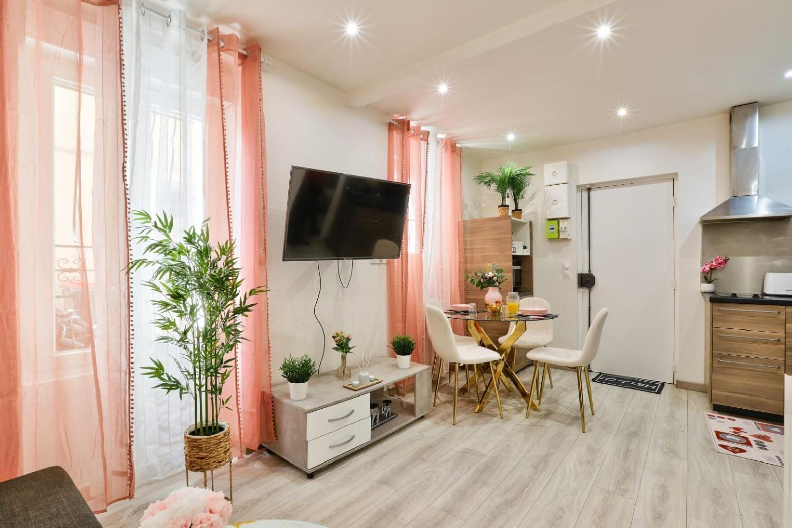Le Nid Douillet Appartement Confortable A 5 Min Du Stade De France Et Proche De L'Aeroport Cdg Saint-Denis  Bagian luar foto